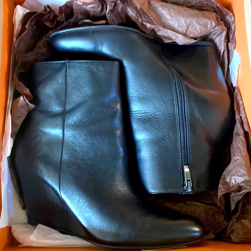 Via Spiga V-Abri hidden wedge booties